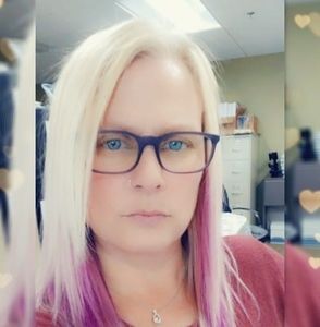 Meet your Posher, Michele